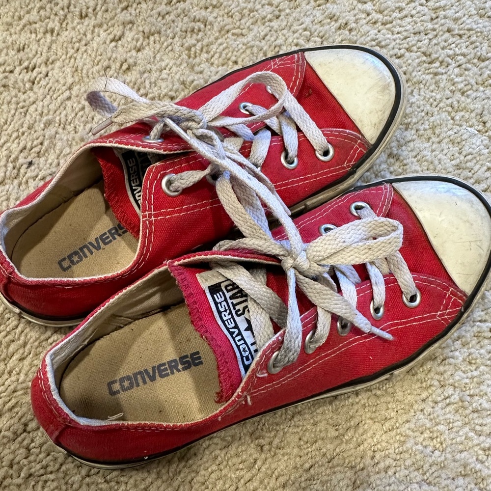 Youth converse shoes
